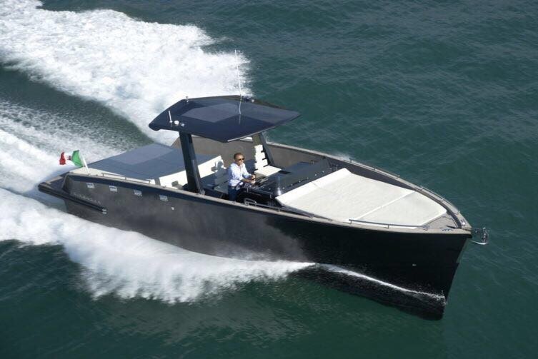 Luxury boat rentals Miami, FL C Tender Center console 5973