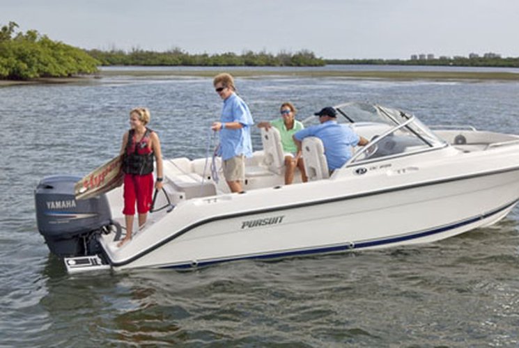 Boat Rentals in Hampton Bays
