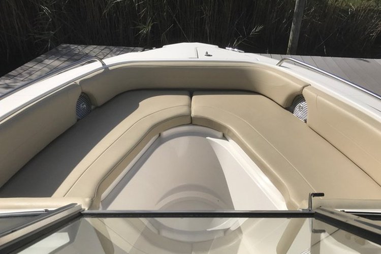 Boat Rentals in Hampton Bays